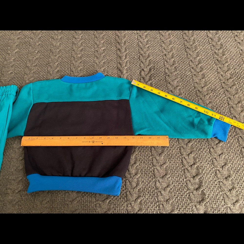 Brand New, Children’s 2 Piece Outfit - Picture 5 of 9